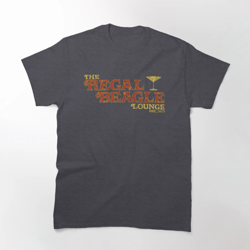The Regal Beagle Lounge 1977 T-Shirt - Image 4
